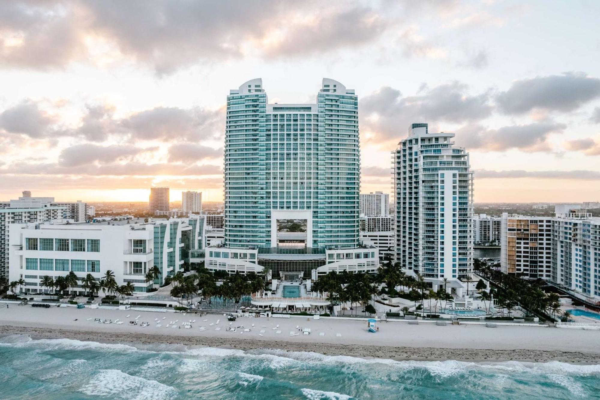 The Diplomat Beach Resort Hollywood, Curio Collection By Hilton Exterior photo
